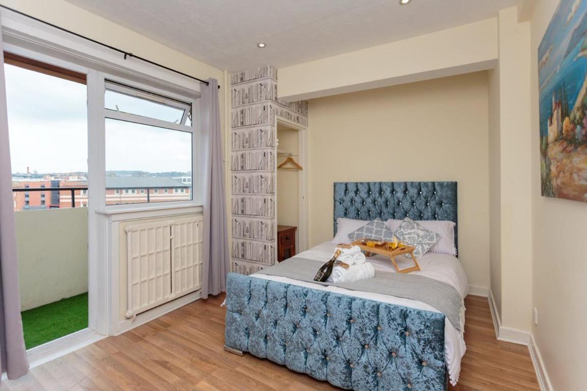 Gorgeous 3-Bed Flat, 15 Minutes To City Centre Edinburgh Eksteriør bilde